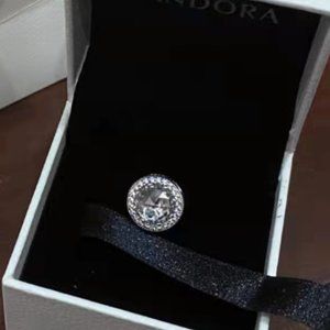 PANDORA Sparkling Clear Charm